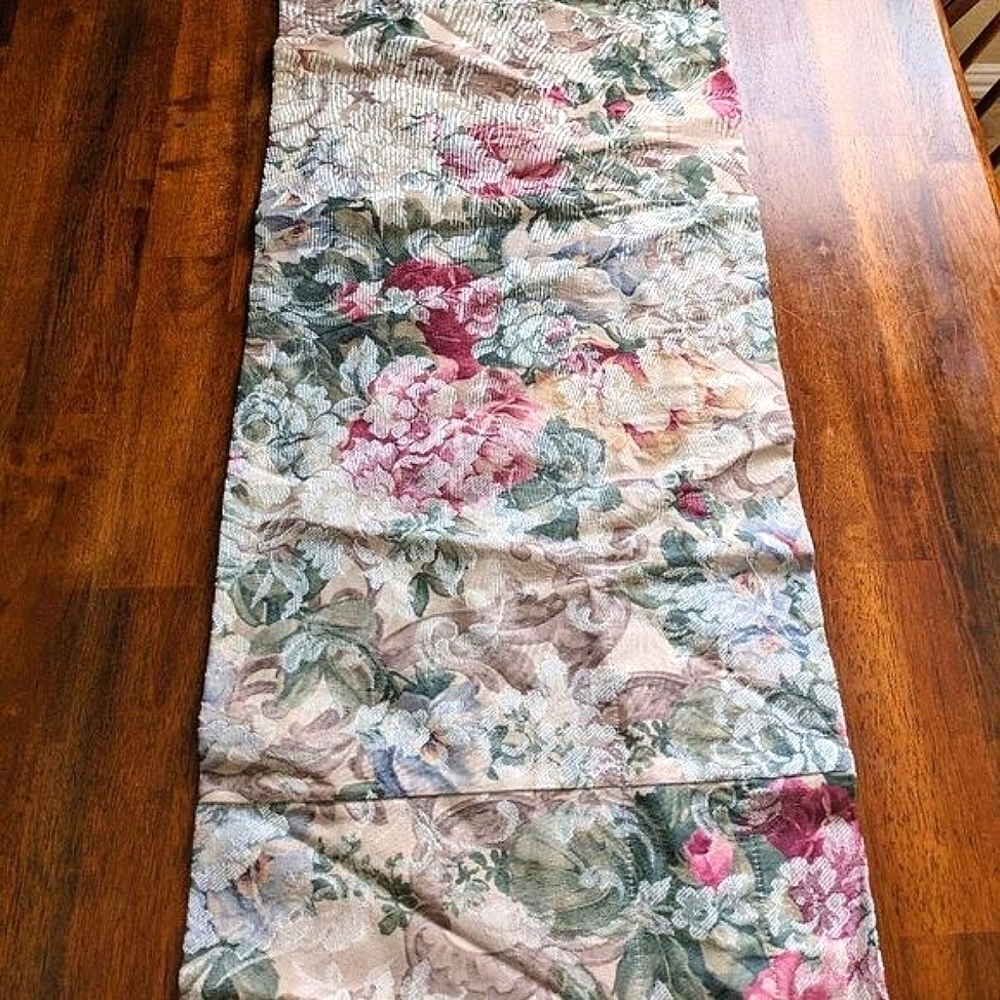 Floral Curtain Valance 80.5" x 15.5"